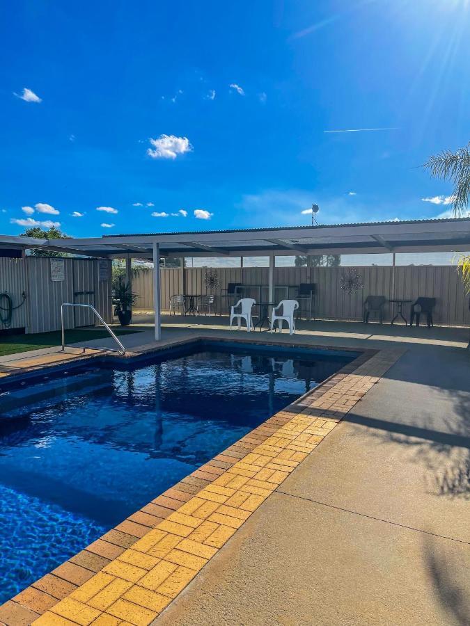 Dbj Holiday Units Mulwala Bagian luar foto