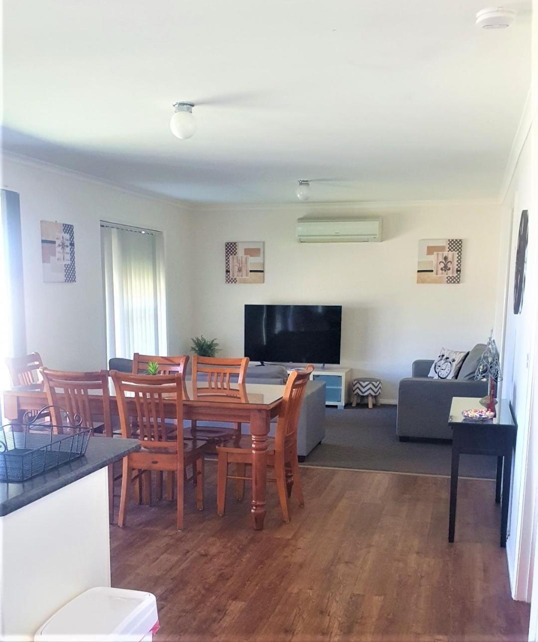 Dbj Holiday Units Mulwala Bagian luar foto